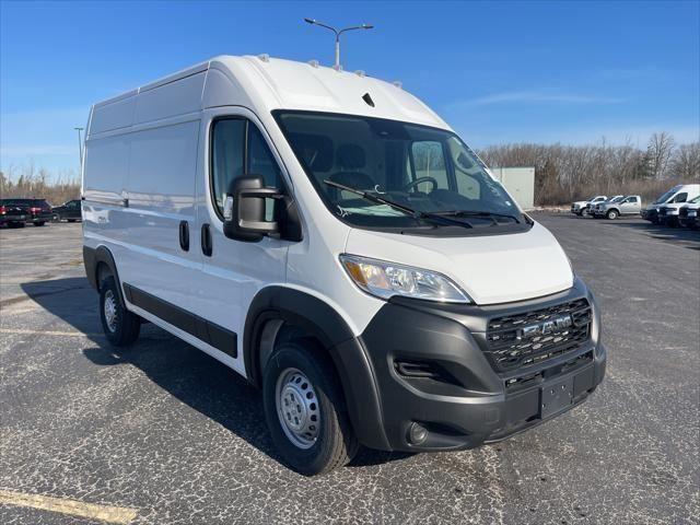 2024 Ram ProMaster 1500 Tradesman Cargo Van High Roof photo 3