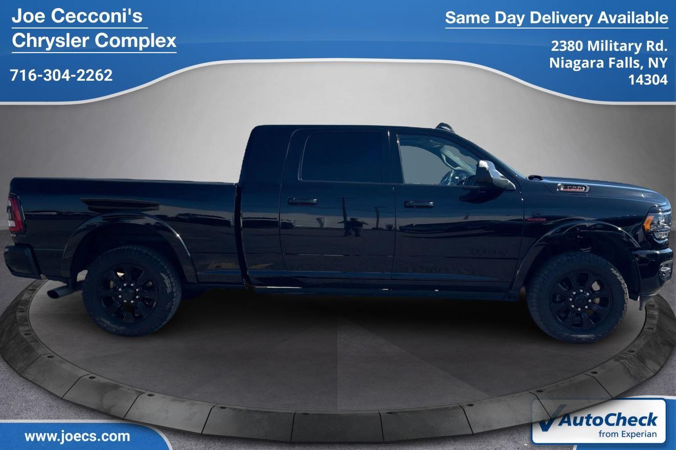 2022 Ram 3500 Limited photo 2