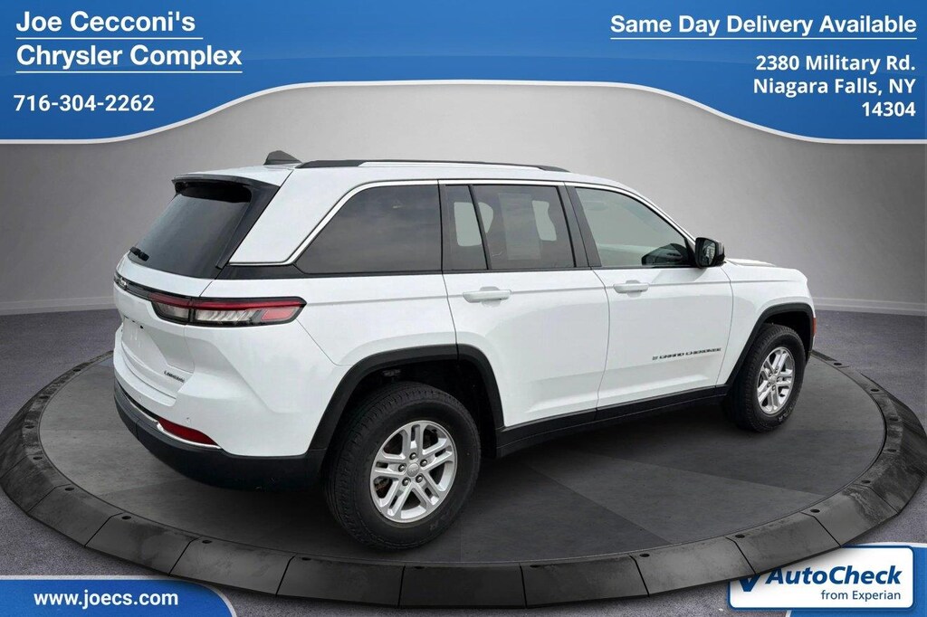 Used 2023 Jeep Grand Cherokee Laredo SUV