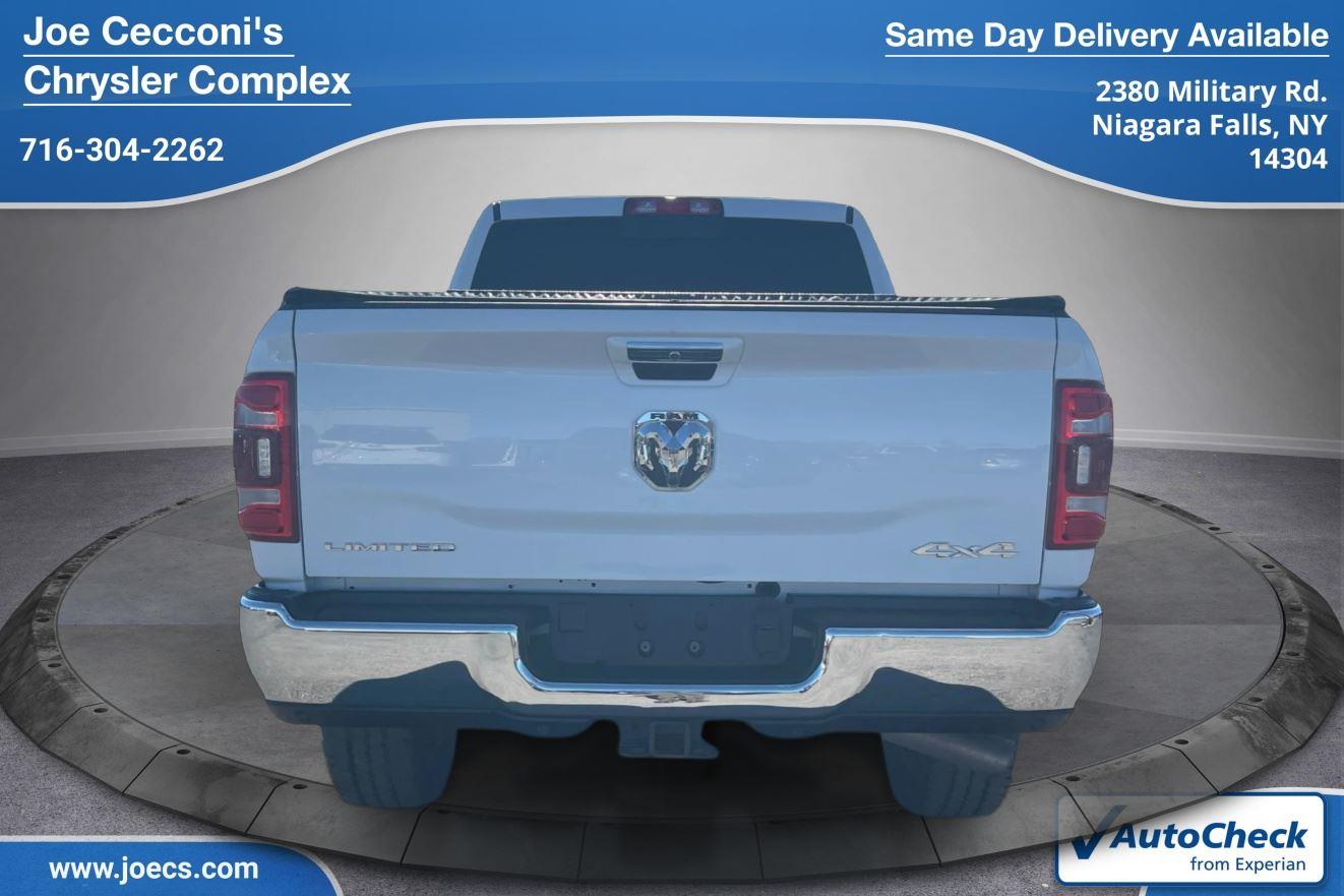 2022 Ram 3500 Limited photo 4