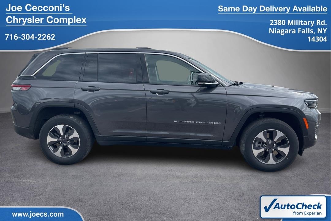 Used 2022 Jeep Grand Cherokee 4xe with VIN 1C4RJYB68N8746662 for sale in Niagara Falls, NY