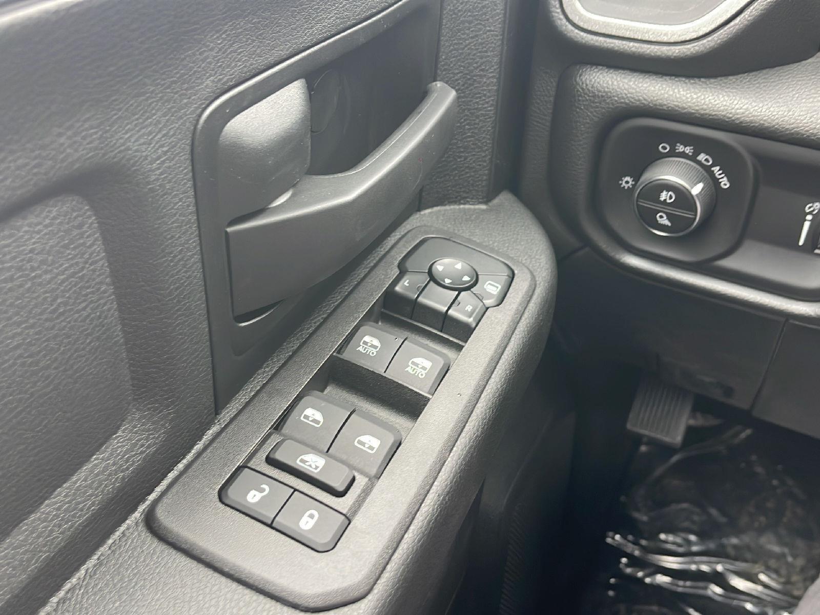 2026 RAM 2500 Tradesman - Photo 16