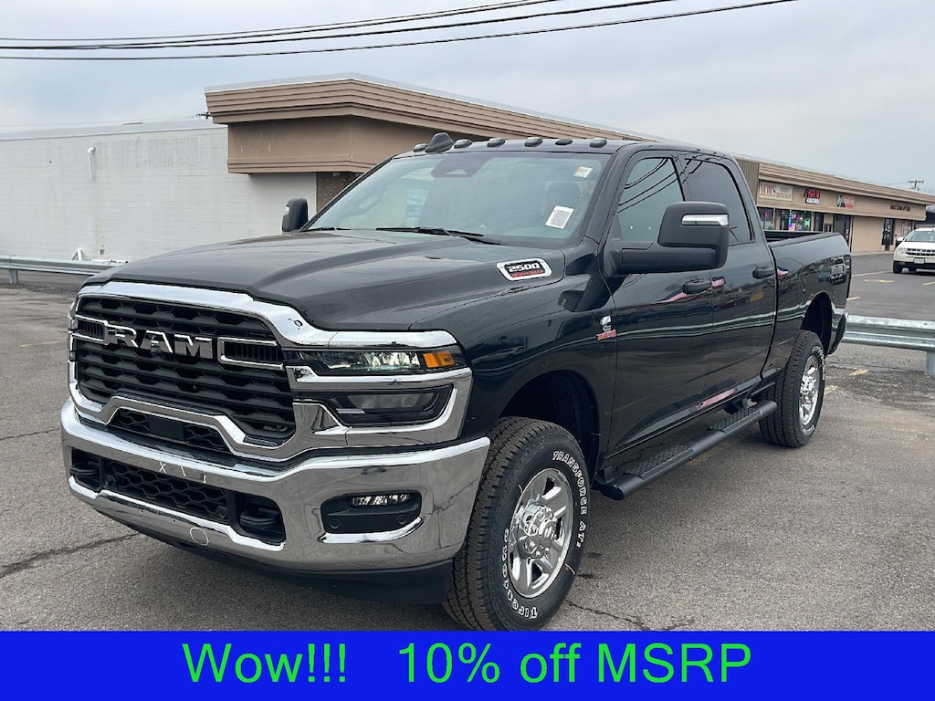 New 2026 Ram 2500 TRADESMAN CREW CAB 4X4 6'4 BOX Pickup