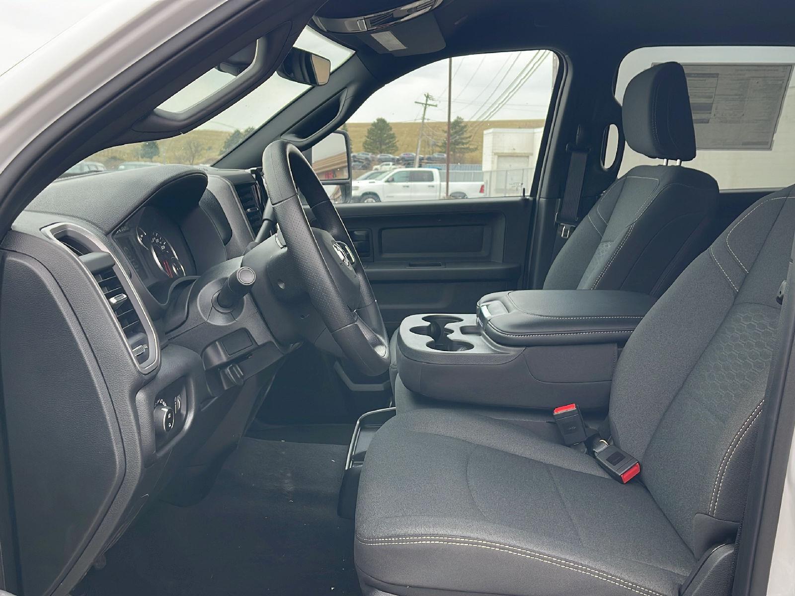 2026 RAM 2500 Tradesman - Photo 12