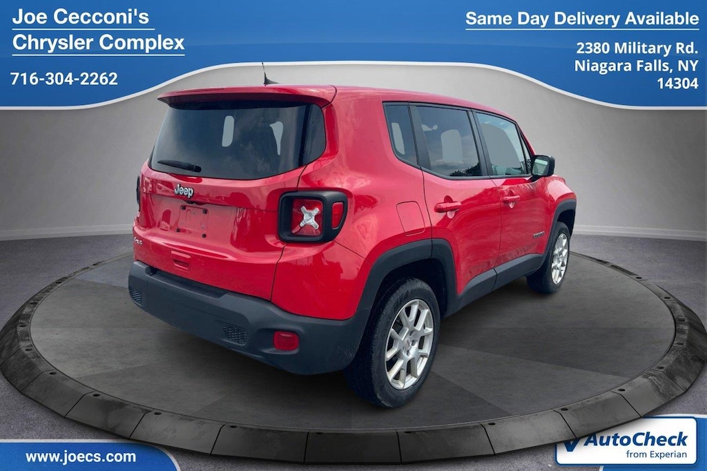 Used 2023 Jeep Renegade Latitude SUV