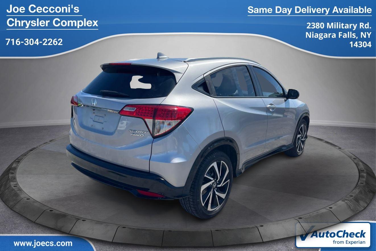 2020 Honda HR-V Sport photo 3
