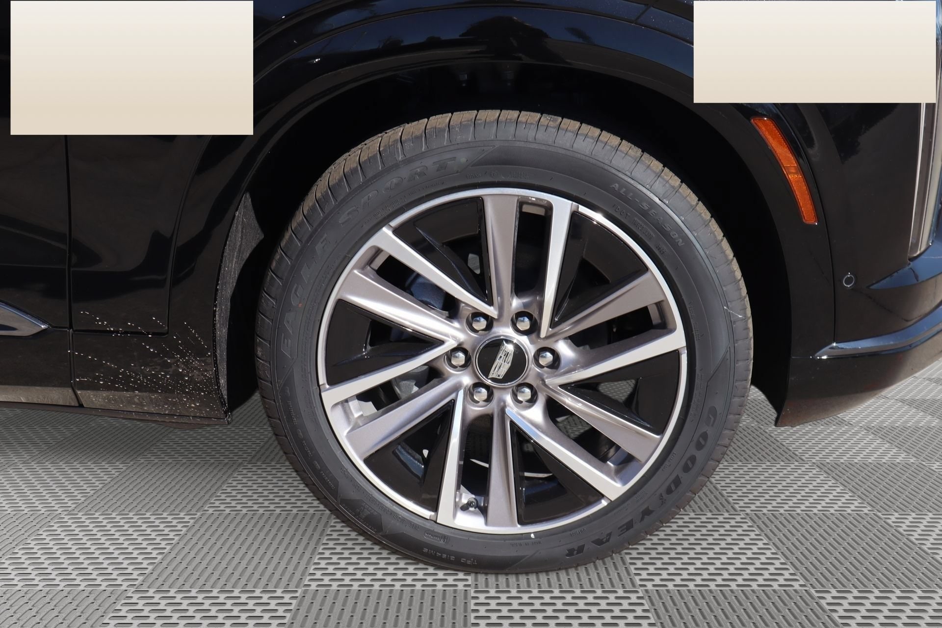 2026 Cadillac VISTIQ Sport - Photo 19