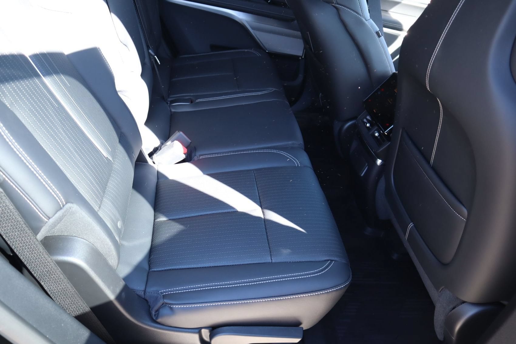 2026 Cadillac VISTIQ Sport - Photo 15