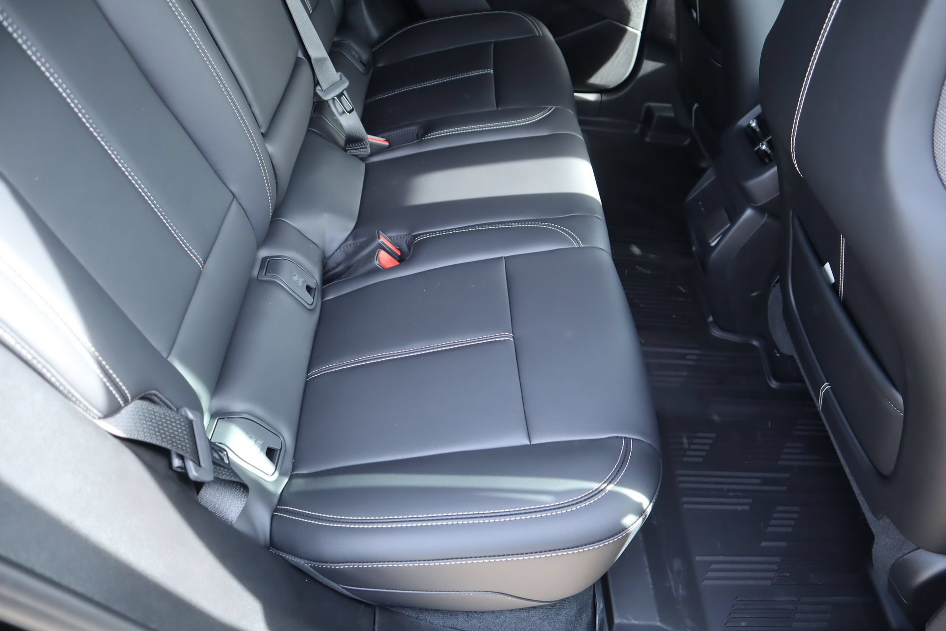 2026 Cadillac OPTIQ Luxury - Photo 13