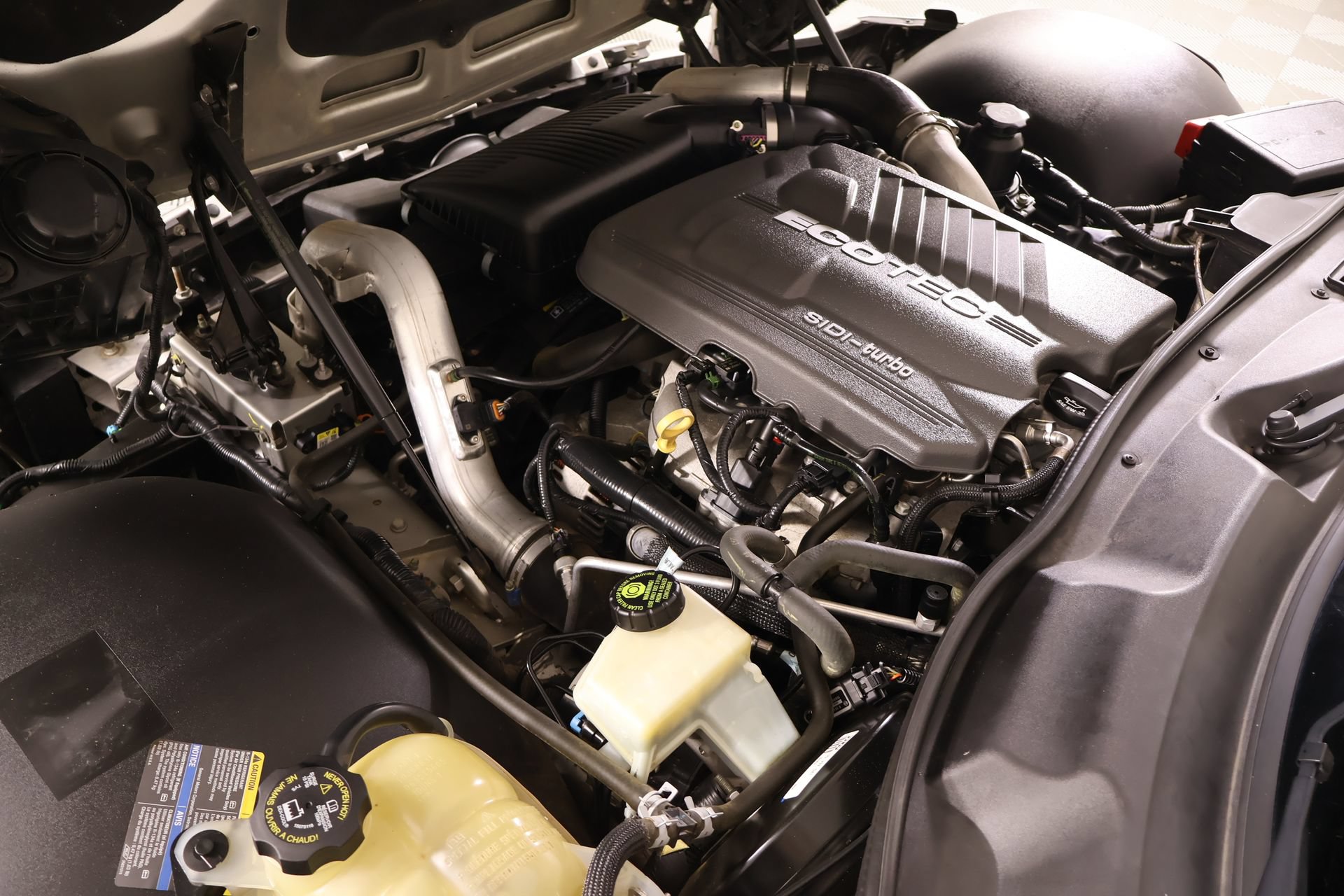 2009 Saturn Sky Red Line - Photo 15