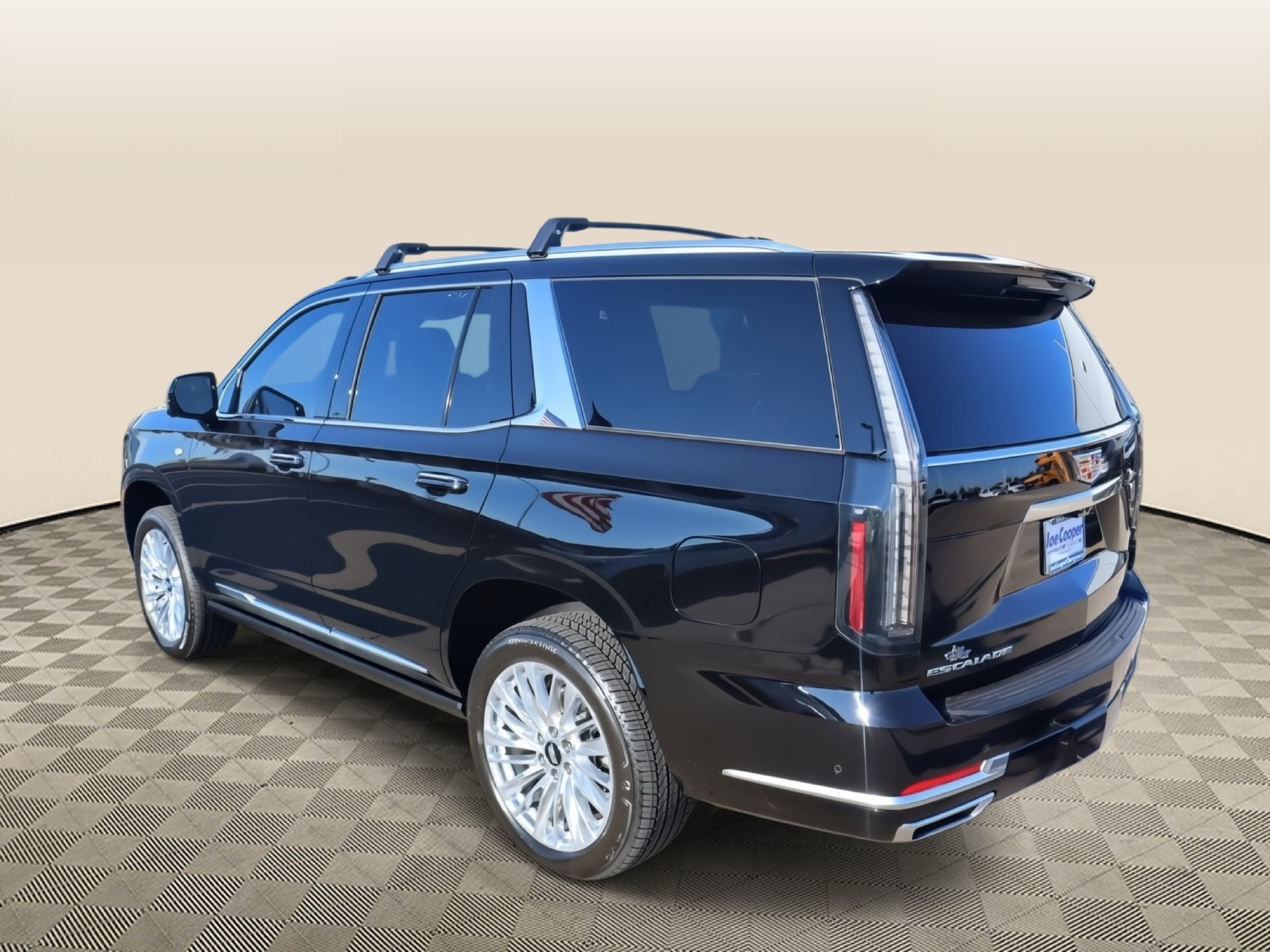 2027 Cadillac Escalade Luxury - Photo 22