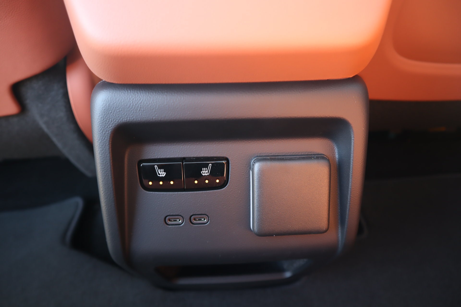 2027 Cadillac OPTIQ Premium Luxury - Photo 17