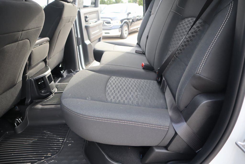 2025 RAM 2500 Tradesman - Photo 12