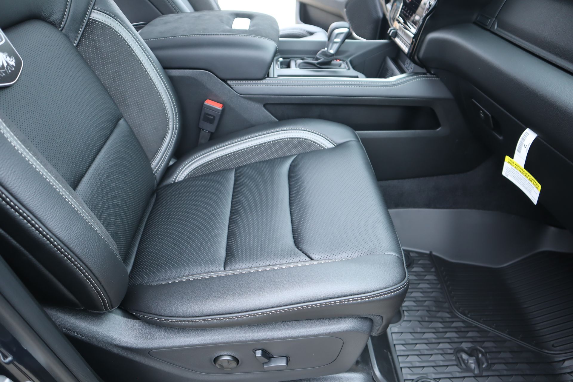 2026 RAM 1500 RHO - Photo 15