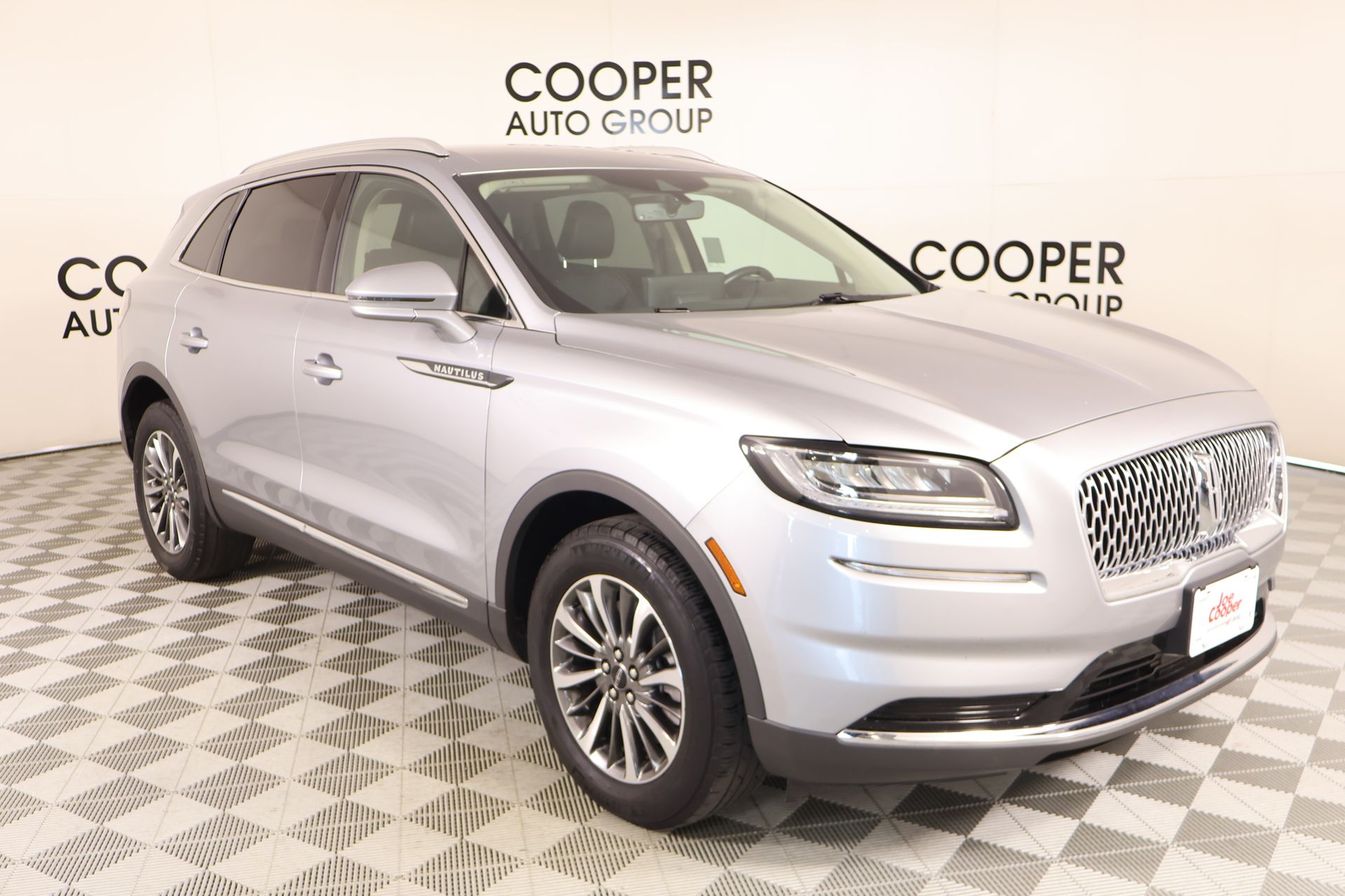  Lincoln Nautilus