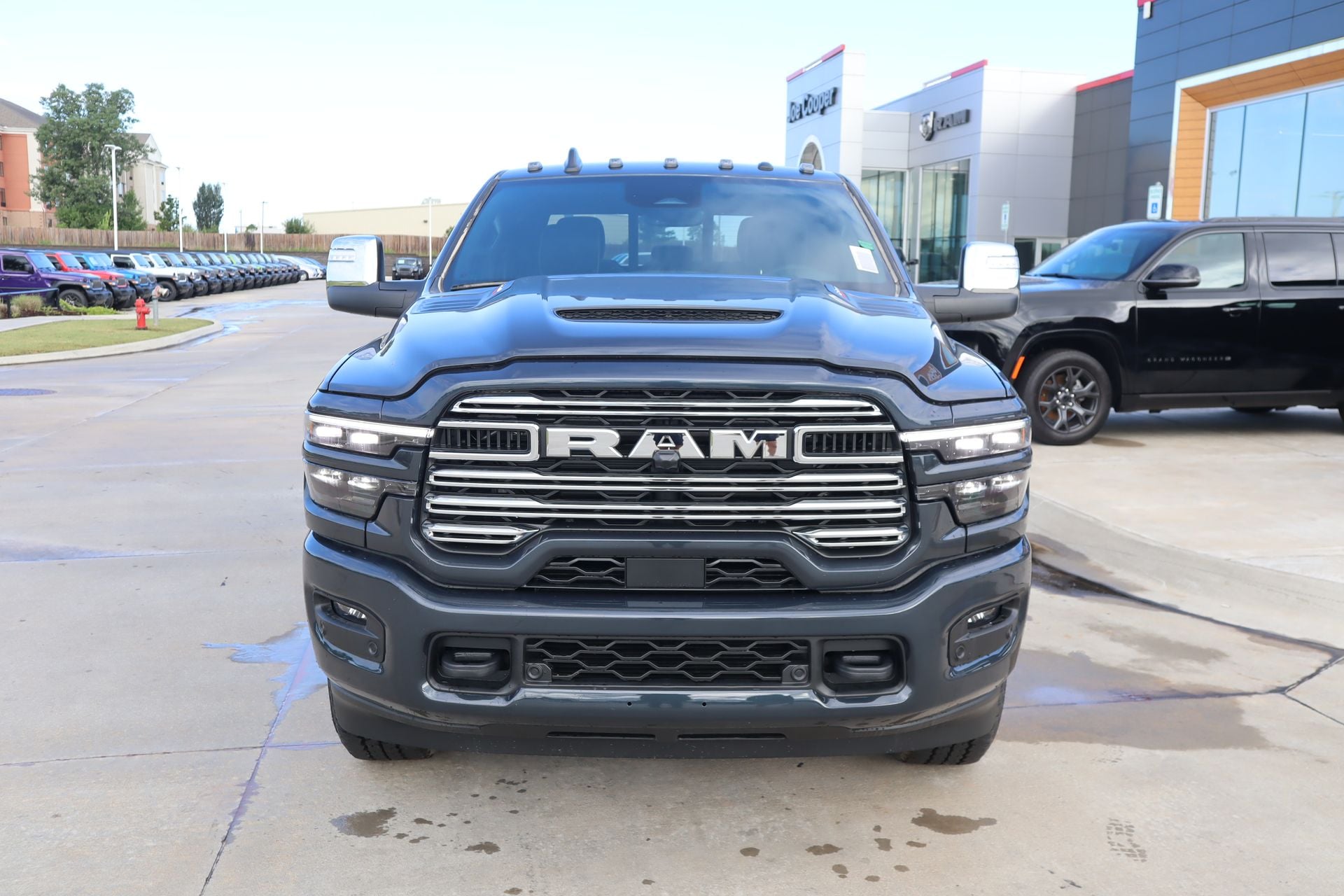 2026 RAM 2500 Laramie - Photo 9