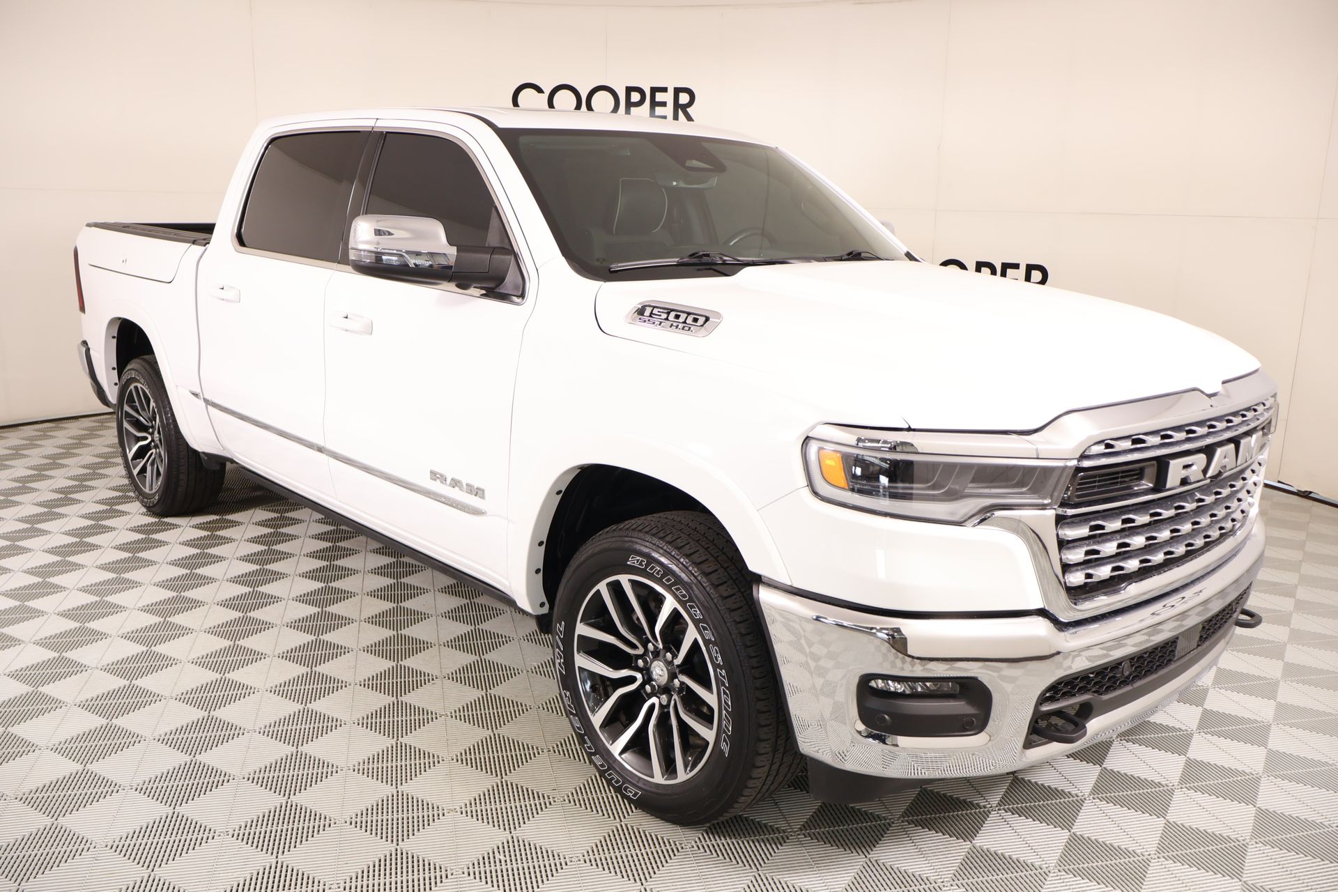 2025 RAM 1500 Pickup Limited
