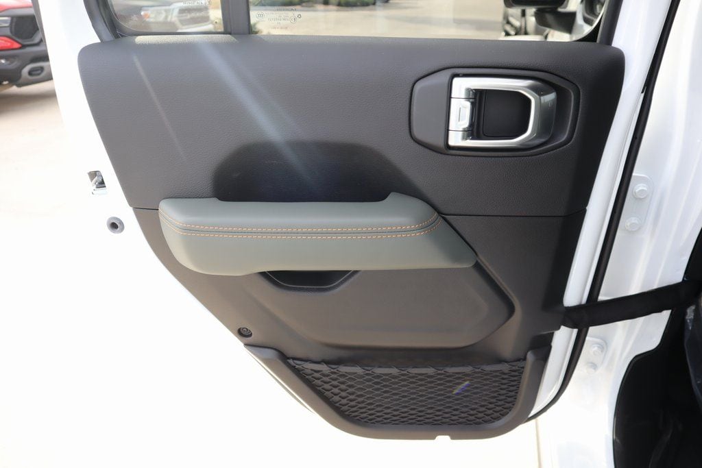 2026 Jeep Gladiator Mojave X - Photo 17