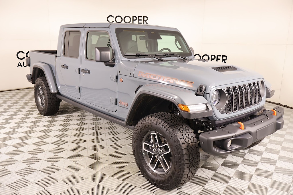 Used 2026 Jeep Gladiator Mojave Truck Crew Cab
