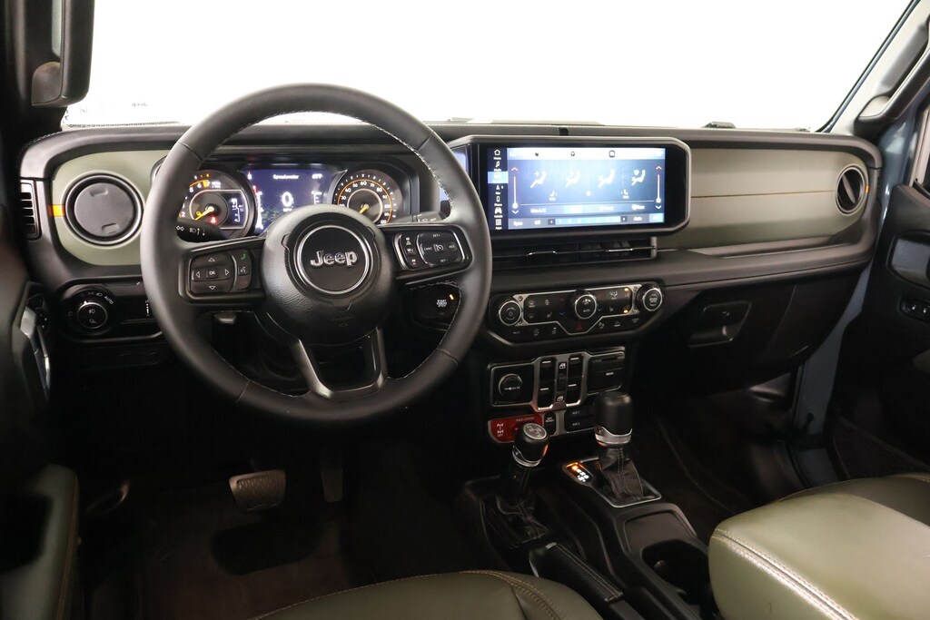 Used 2026 Jeep Gladiator Mojave Truck Crew Cab