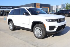 2026 Jeep Grand Cherokee LAREDO 4X2 Sport Utility