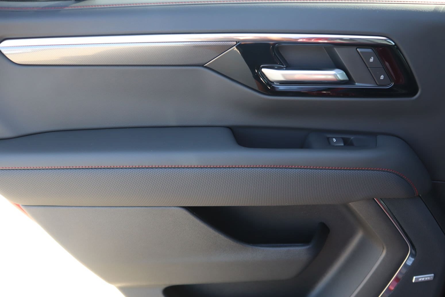 2027 Chevrolet Tahoe RST - Photo 29