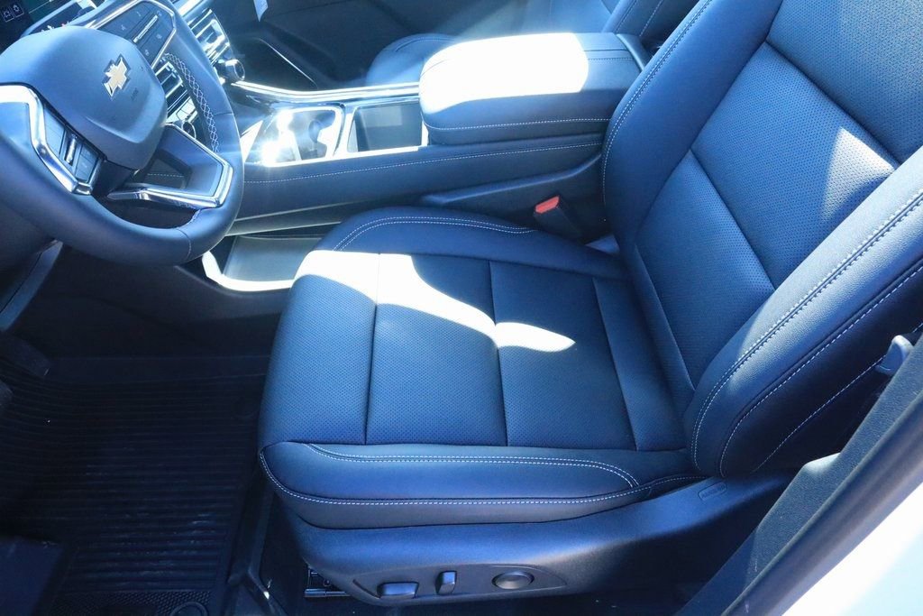 2026 Chevrolet Traverse LT - Photo 13