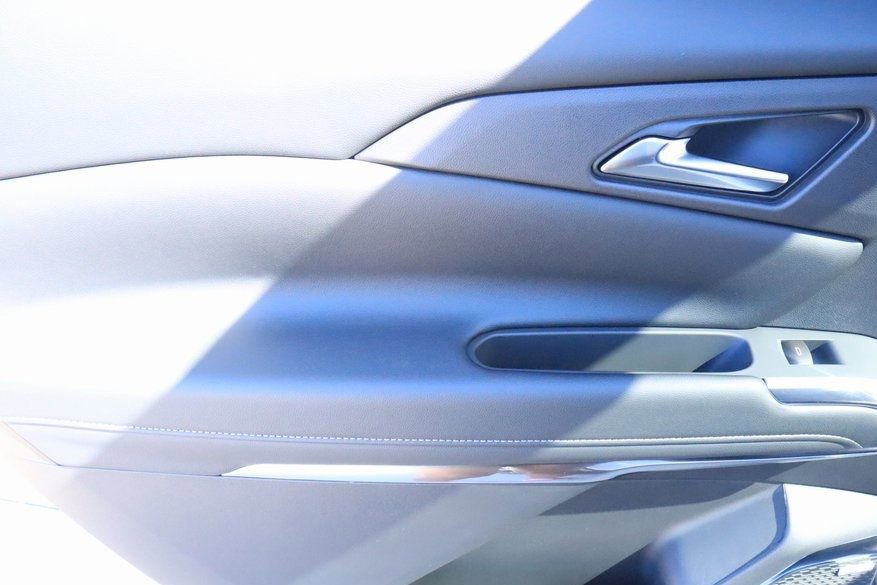 2026 Chevrolet Traverse LT - Photo 18