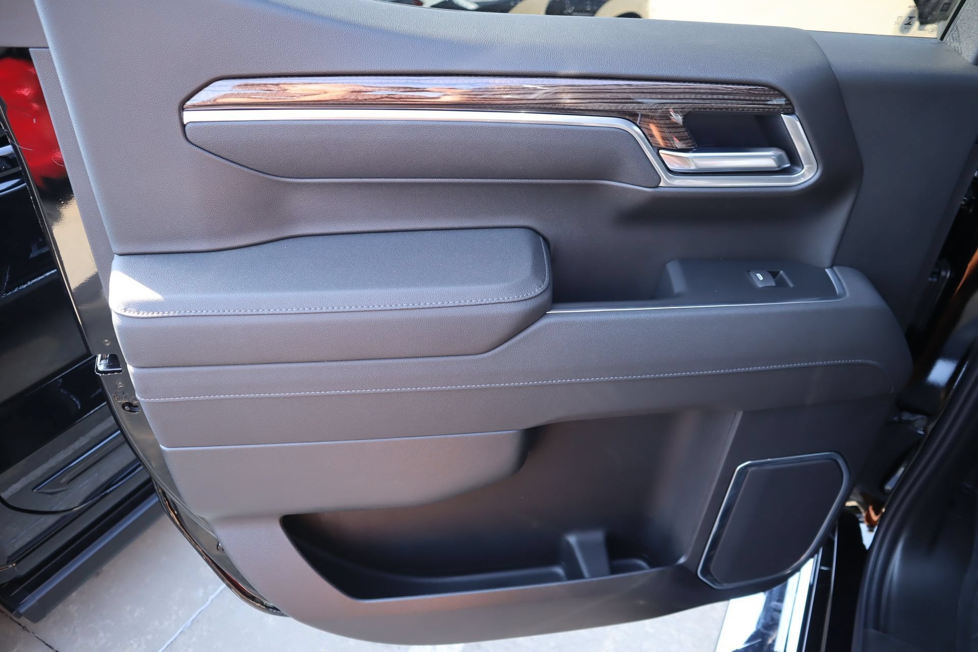 2026 Chevrolet Silverado 1500 LT - Photo 18