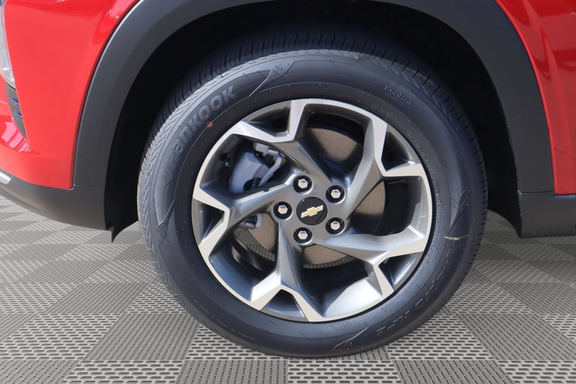 2026 Chevrolet Trax LT - Photo 18