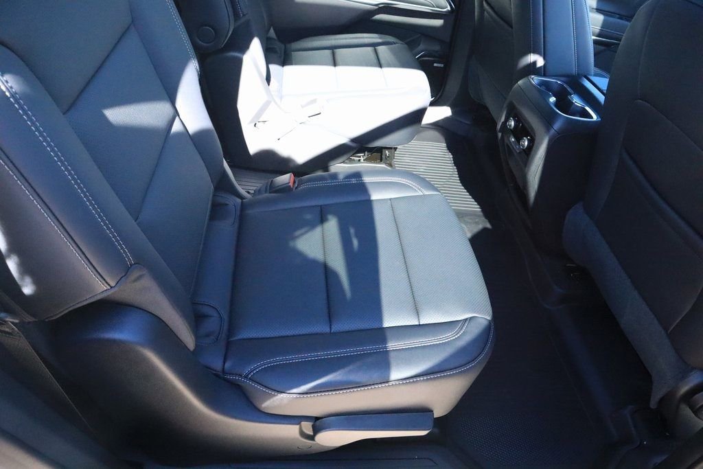 2026 Chevrolet Traverse LT - Photo 17