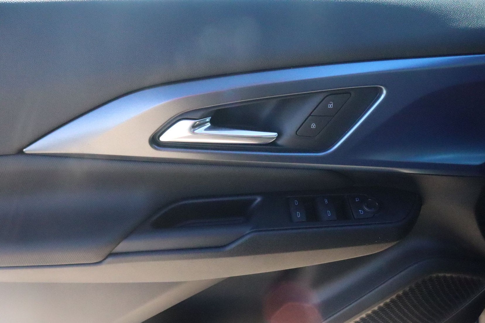 2026 Chevrolet Equinox EV 2LT - Photo 16