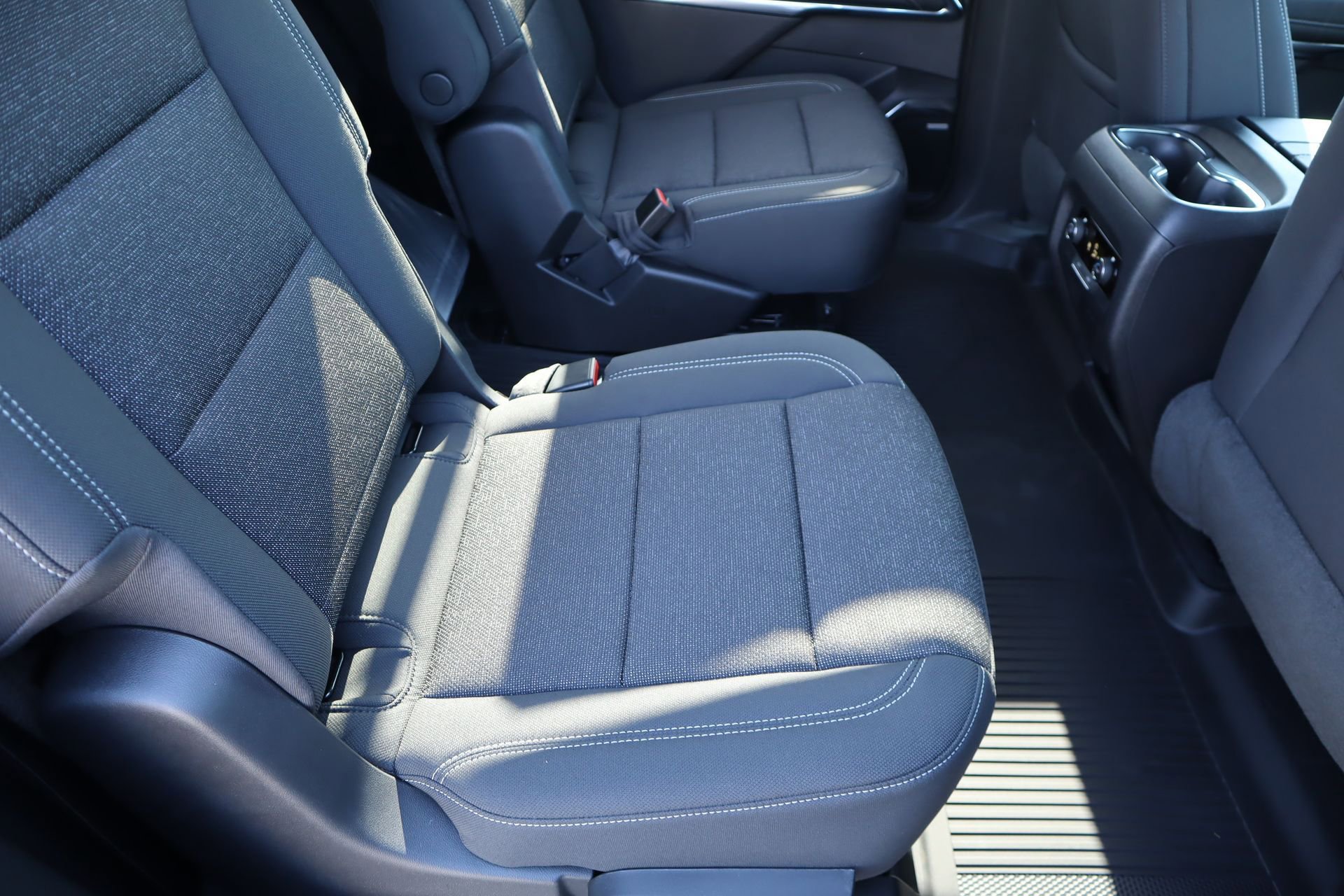2026 Chevrolet Traverse LT - Photo 25