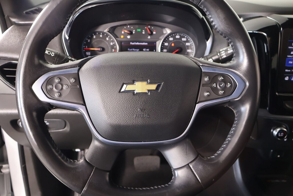 Used 2022 Chevrolet Traverse LT Cloth SUV