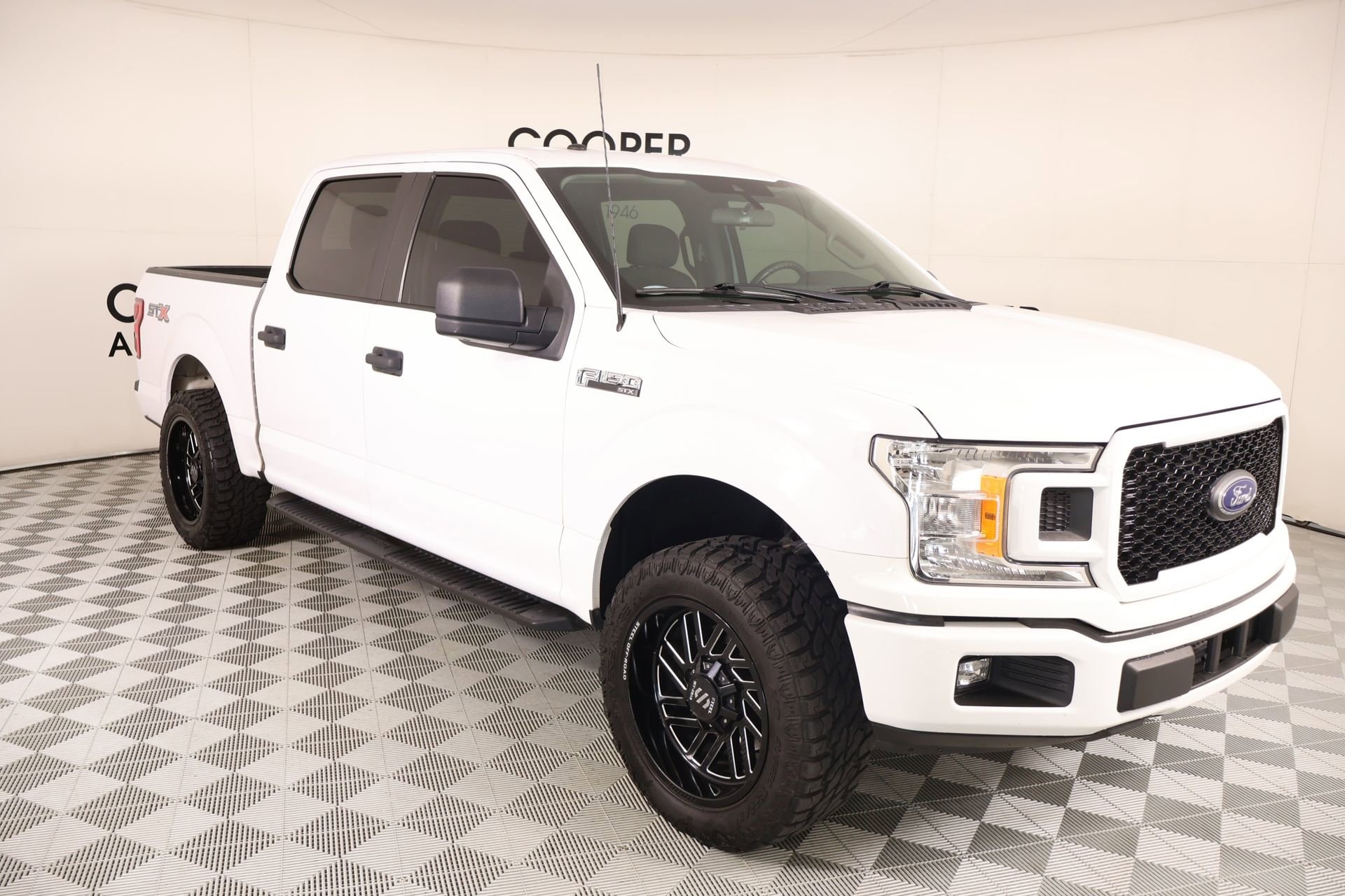 2019 Ford F-150 XL SuperCrew 5-1/2 Box's photo