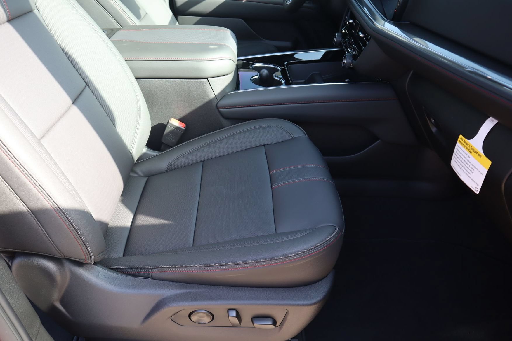 2027 Chevrolet Tahoe RST - Photo 18