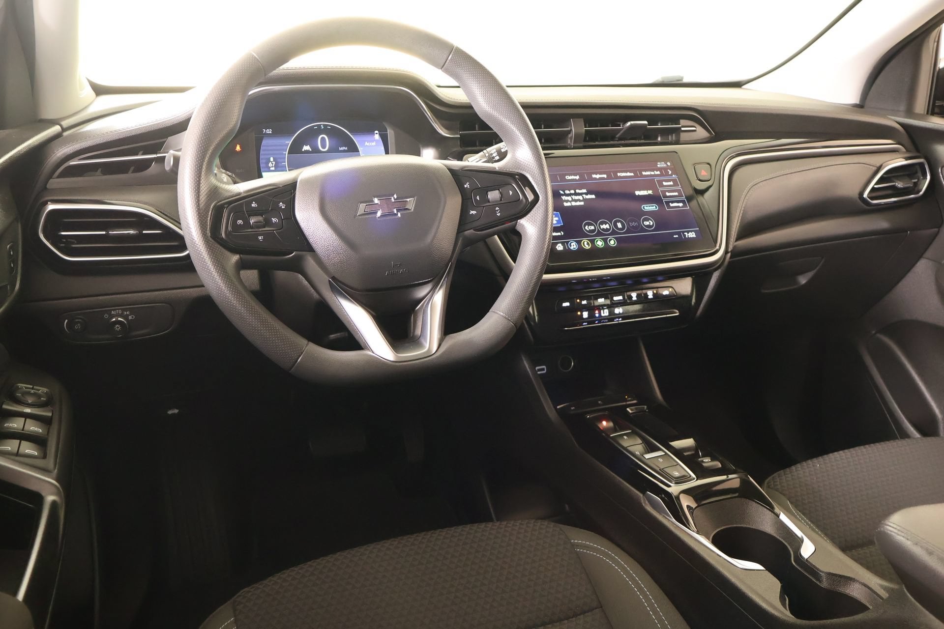 Used 2023 Chevrolet Bolt EUV LT with VIN 1G1FY6S0XP4120404 for sale in Shawnee, OK