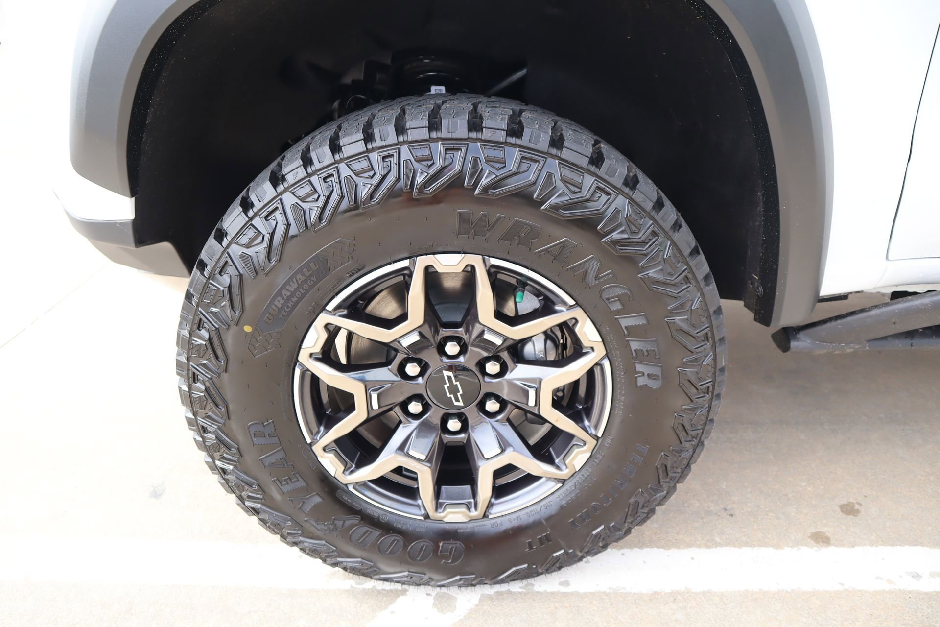 2026 Chevrolet Colorado ZR2 - Photo 19