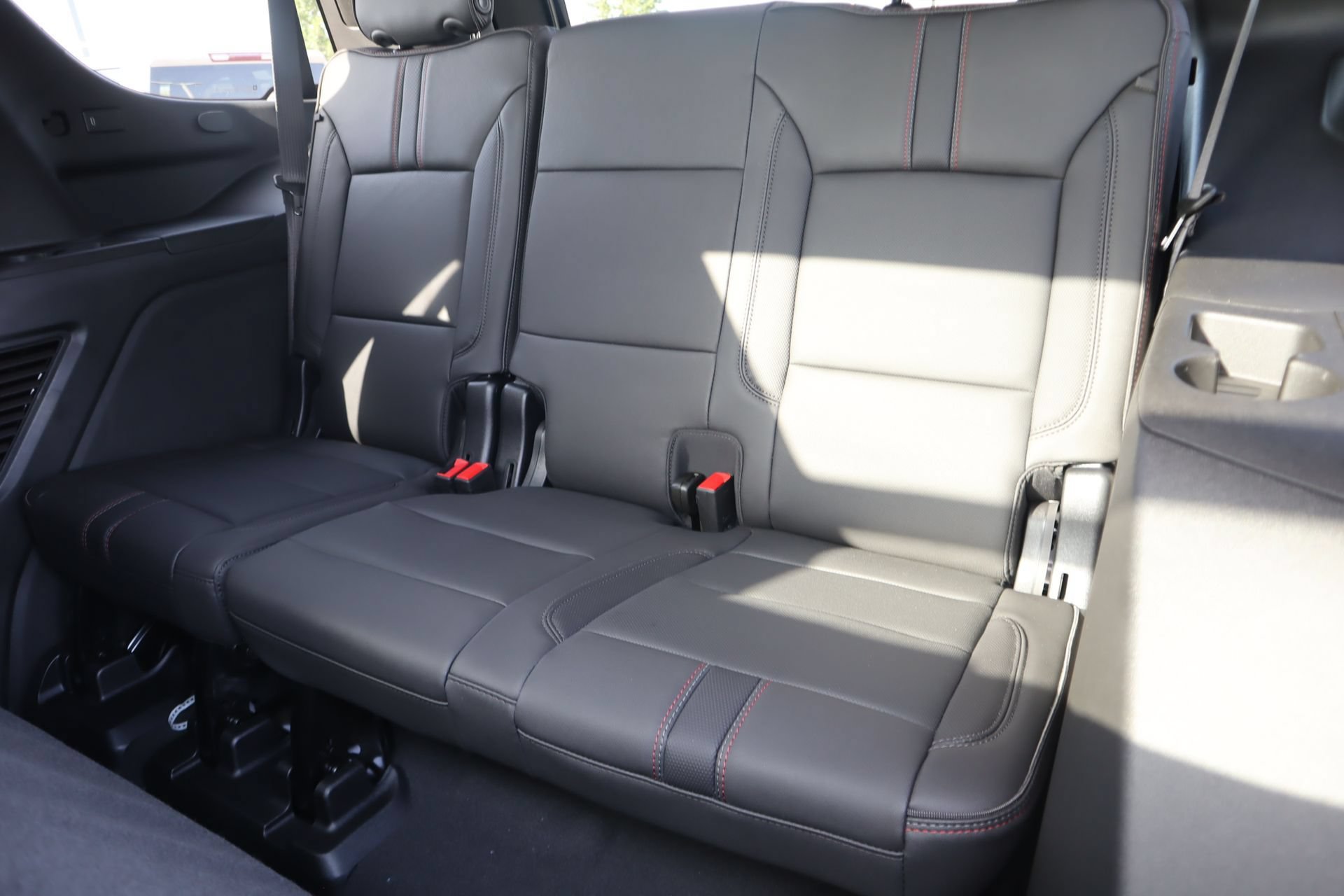 2027 Chevrolet Tahoe RST - Photo 17