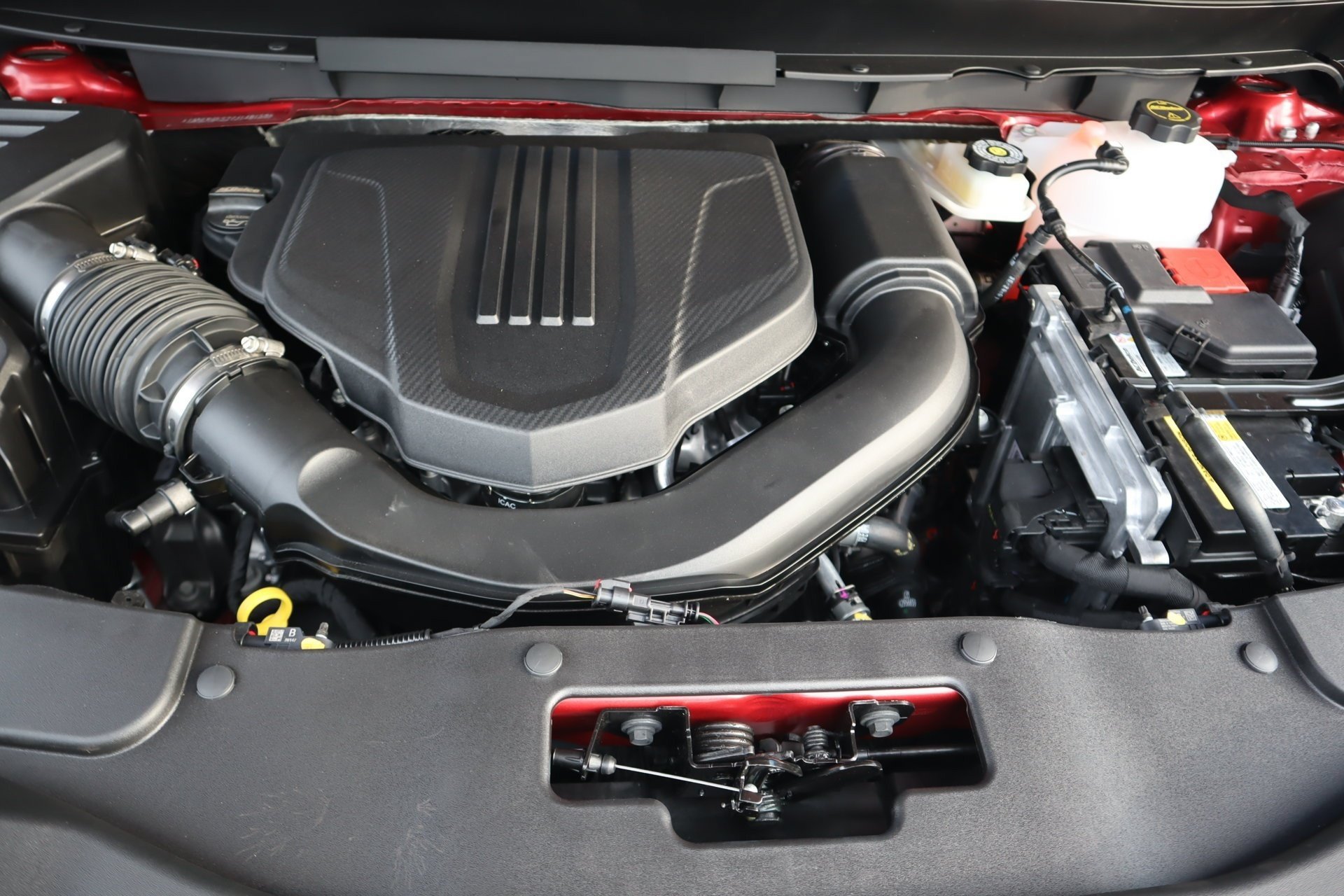2027 Chevrolet Traverse LT - Photo 21