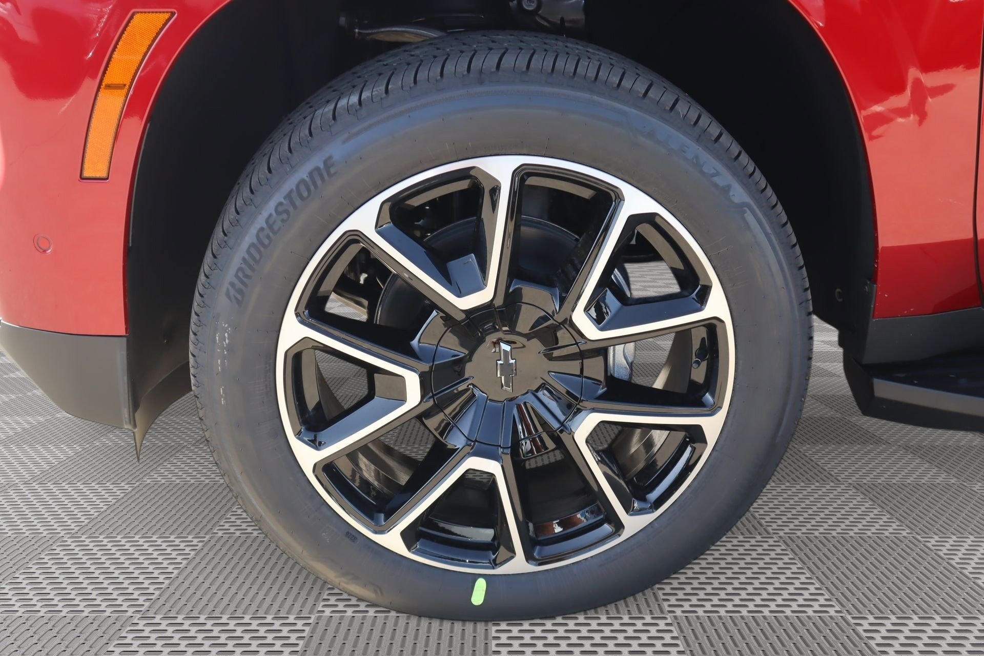 2027 Chevrolet Tahoe RST - Photo 20