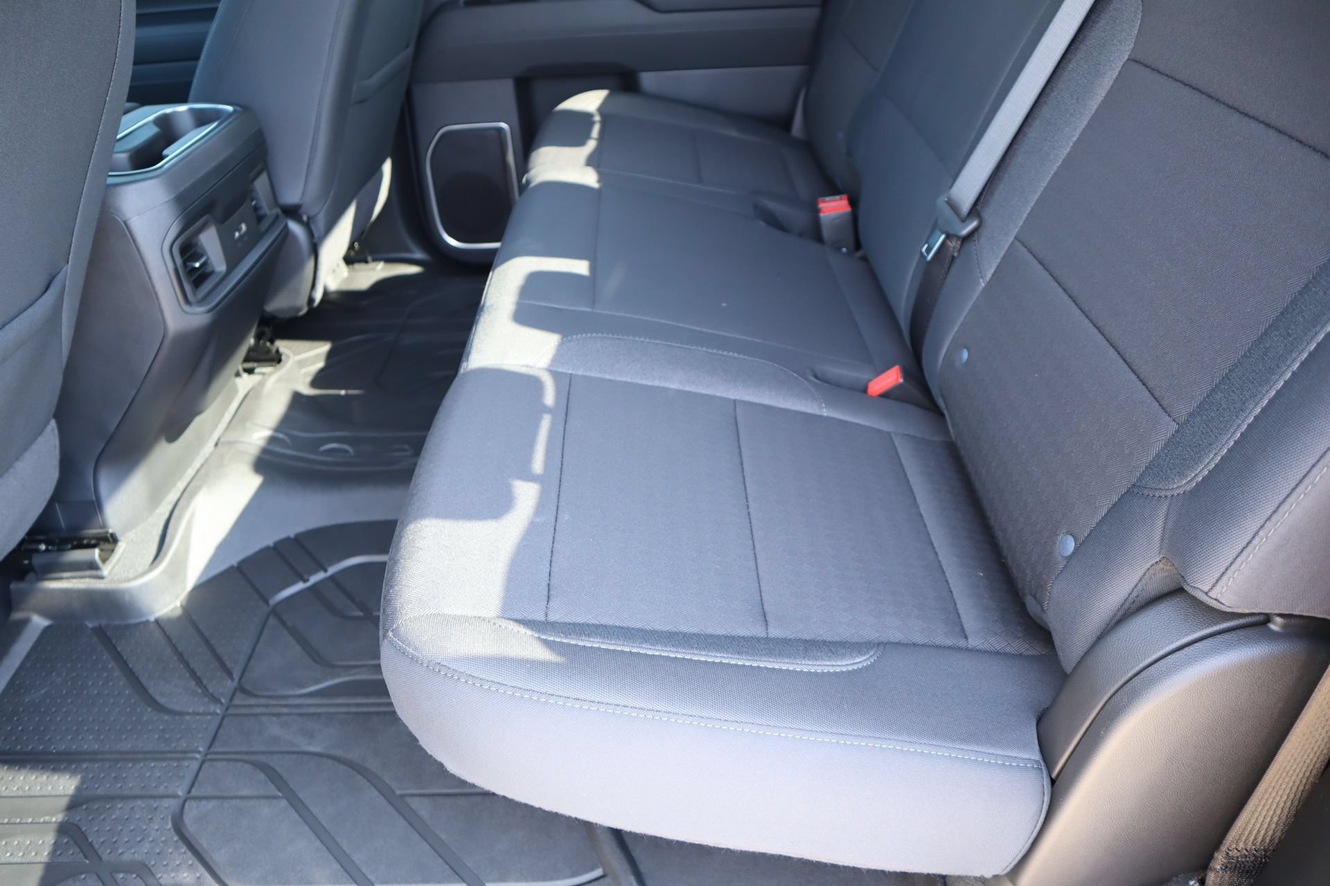 2026 Chevrolet Silverado 1500 LT - Photo 14