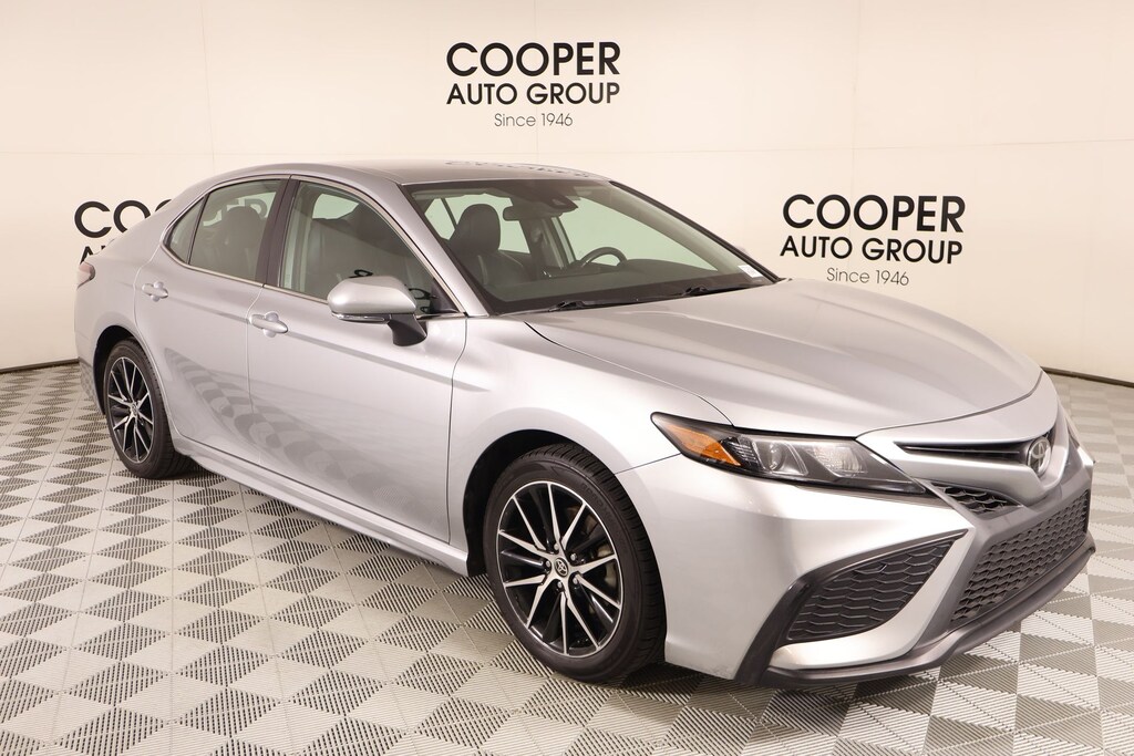 Certified 2022 Toyota Camry SE Sedan