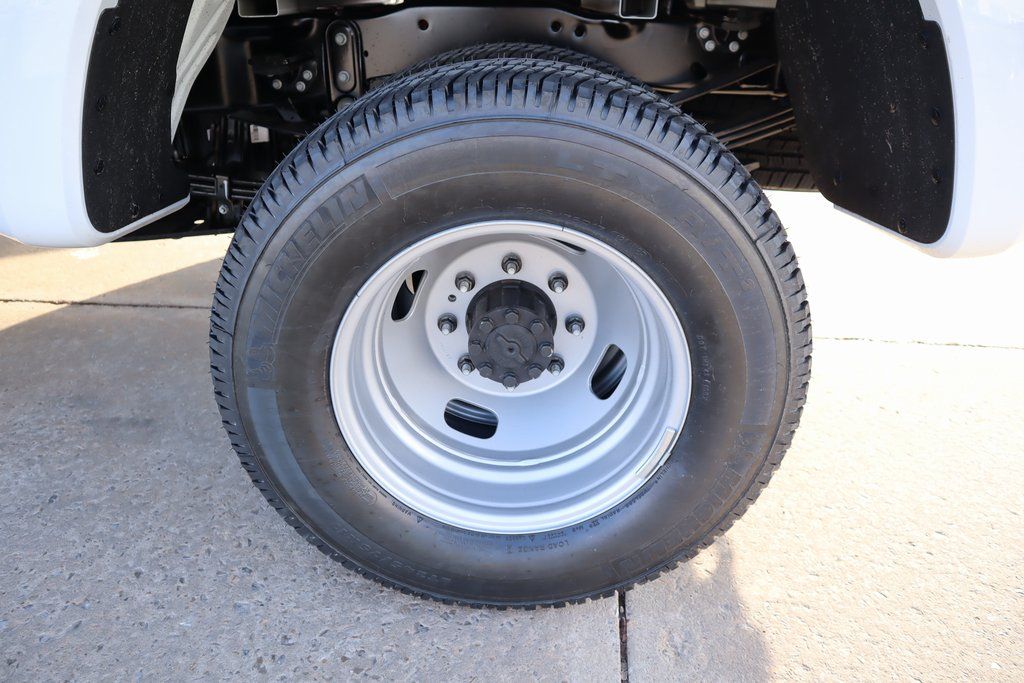 2026 Ford F-350 Super Duty XL - Photo 16