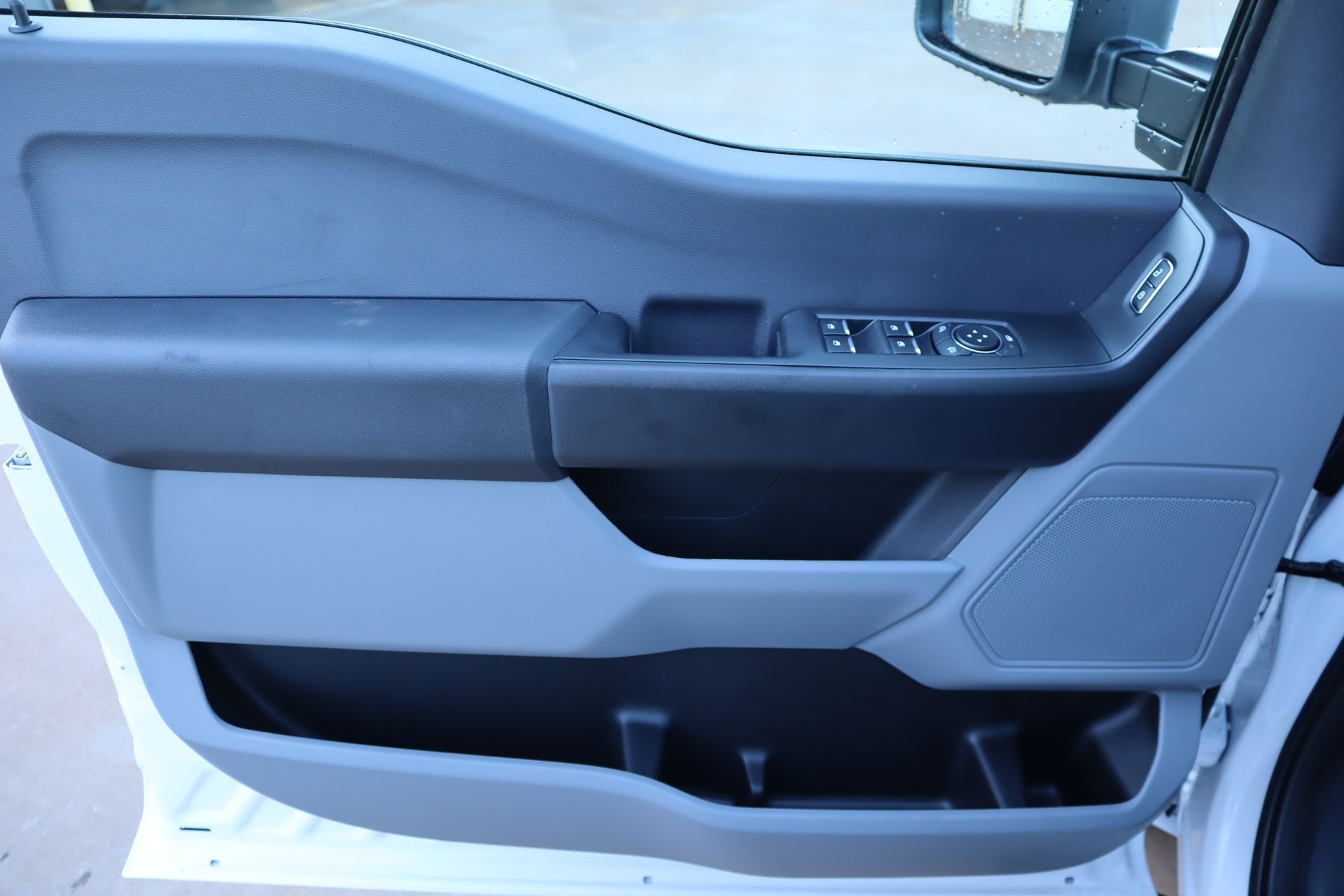 2026 Ford F-350 Super Duty XL - Photo 15