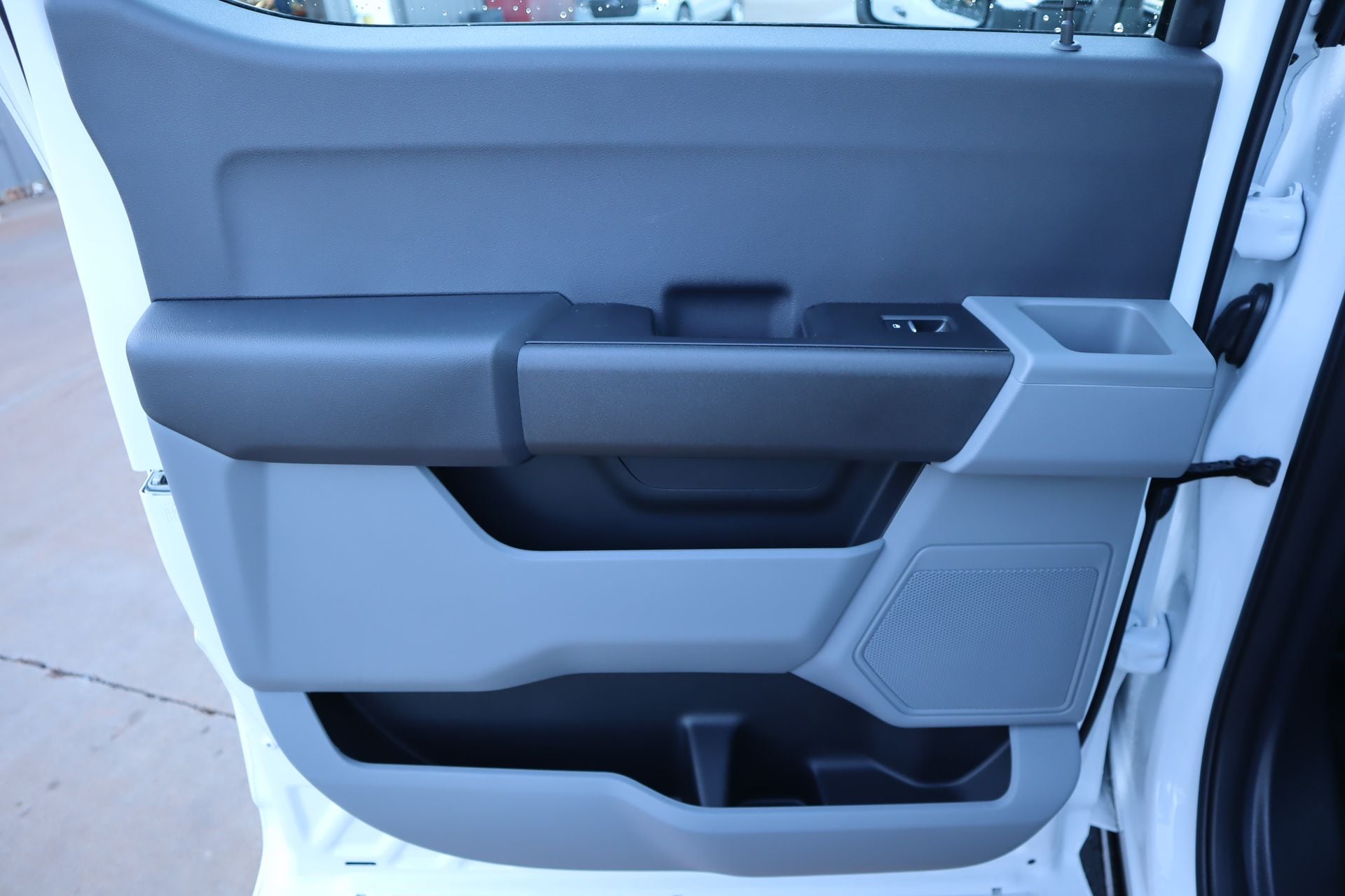 2026 Ford F-350 Super Duty XL - Photo 16