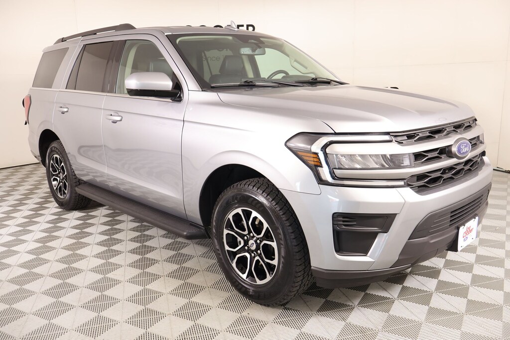 Used 2024 Ford Expedition XLT SUV