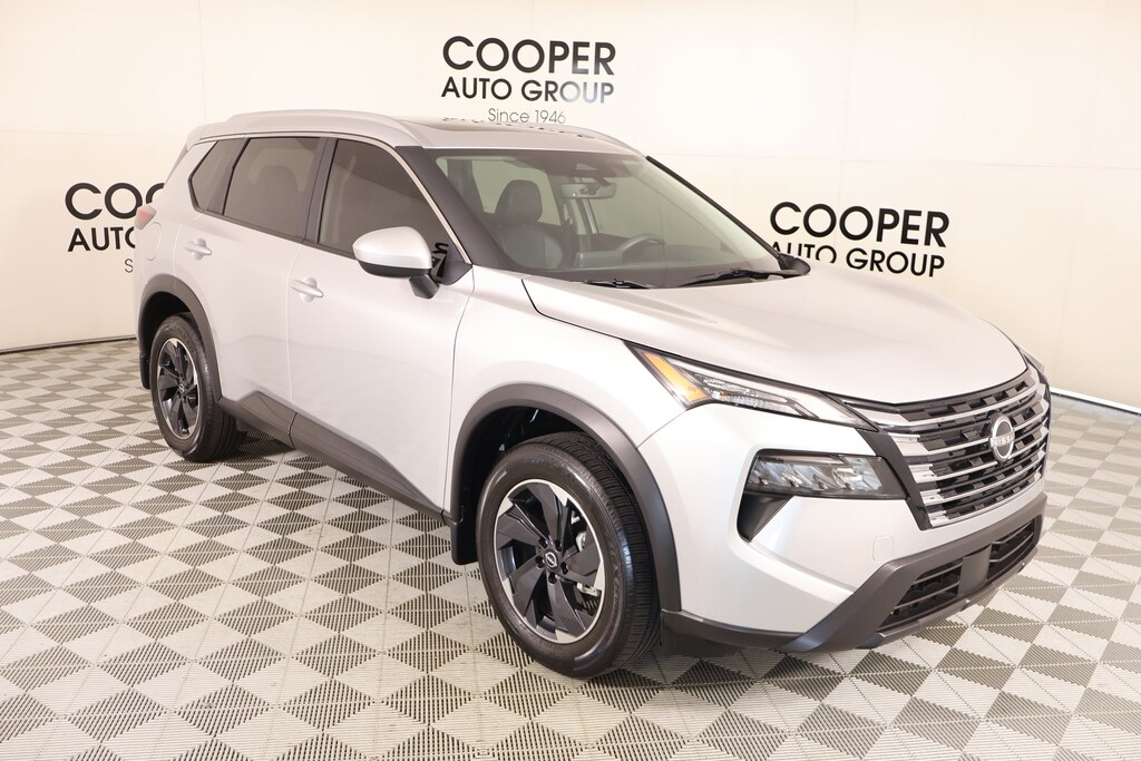 Used 2024 Nissan Rogue SV SUV