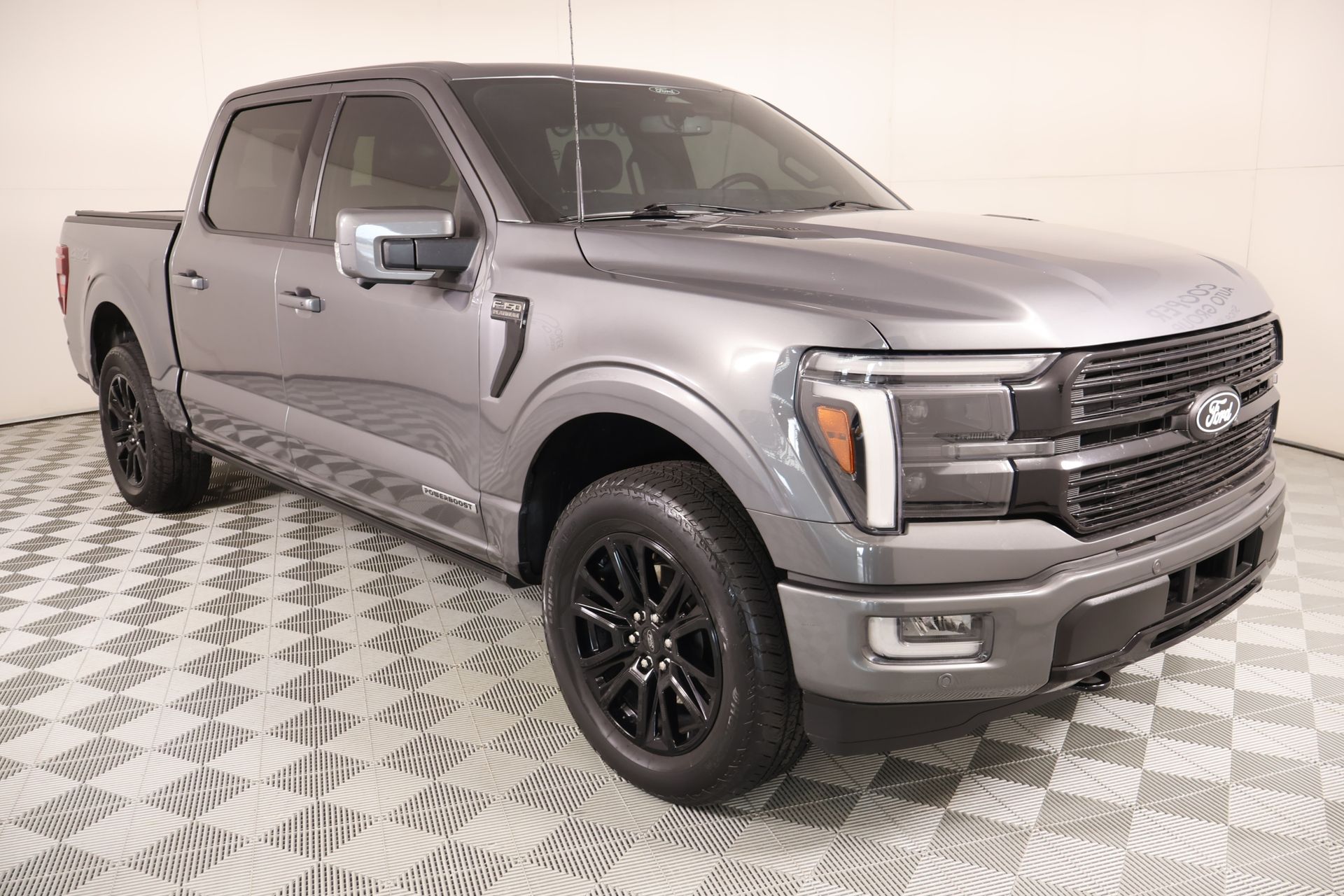 2024 Ford F-150 Platinum 4x4 SuperCrew 5-1/2 Box's photo
