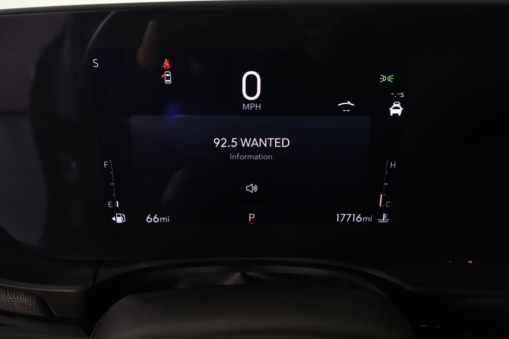 Certified 2025 Buick Envista Sport Touring SUV